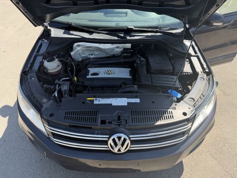 Used 2016 Volkswagen Tiguan S FWD image 20