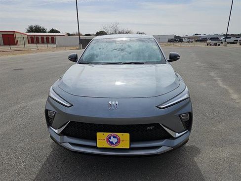 Used 2025 Buick Envista Sport Touring w/ Convenience I Package image 8