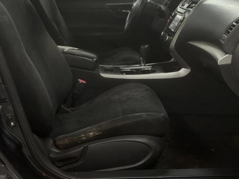 Used 2015 Nissan Altima 2.5 SV w/ Convenience Package FWD image 20