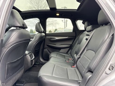 Used 2022 INFINITI QX50 Luxe w/ Appearance Package image 15