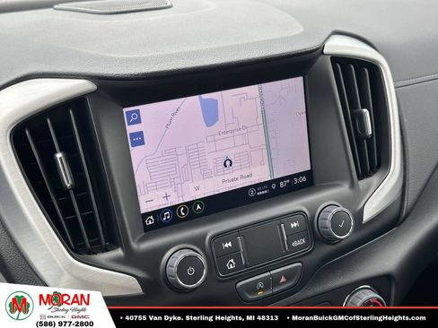 Certified 2024 GMC Terrain SLT w/ Infotainment Package II AWD/4WD image 27