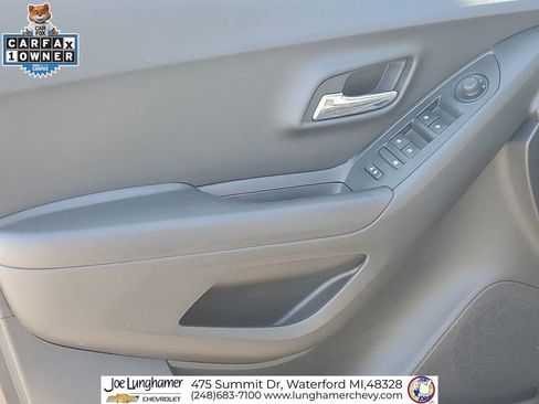 Certified 2020 Chevrolet Trax LT w/ LT Convenience Package image 22