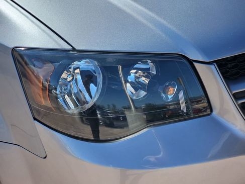 Used 2019 Dodge Grand Caravan GT FWD image 34