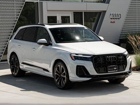 Certified 2025 Audi Q7 3.0T Premium Plus w/ Premium Plus Package AWD/4WD image 2