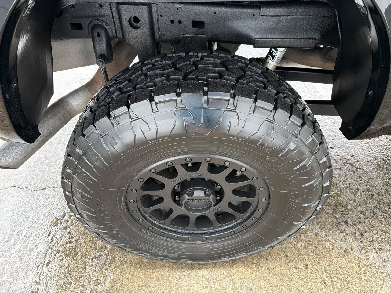 Used 2014 RAM 2500 Laramie w/ Black Appearance Group AWD/4WD image 22