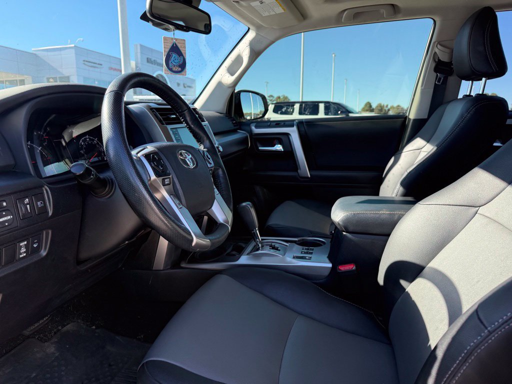 Used 2023 Toyota 4Runner SR5 Premium w/ Moonroof Package RWD image 4