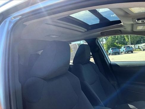 Used 2023 Toyota Corolla Cross LE w/ Moonroof Package AWD/4WD image 22