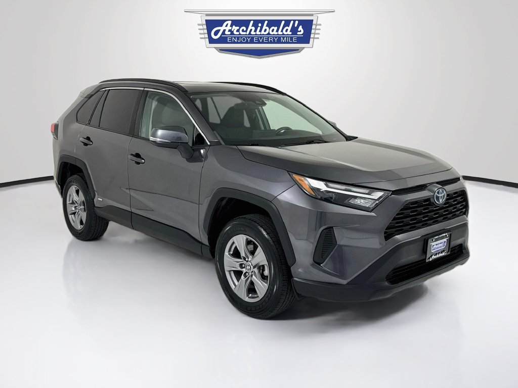 Used 2022 Toyota RAV4 XLE w/ Convenience Package AWD/4WD image 1