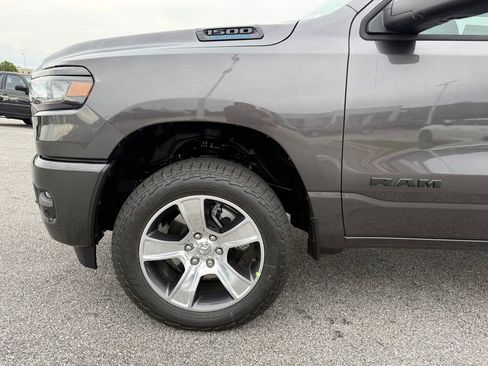 New 2026 RAM 1500 Express AWD/4WD image 24