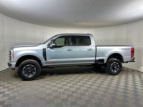 Used 2024 Ford F250 Lariat w/ Tremor Off-Road Package image 6