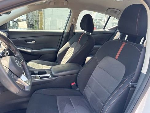 Used 2023 Nissan Sentra SR w/ Midnight Edition Package FWD image 10