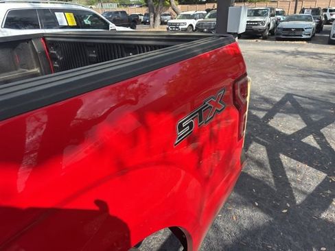 Used 2018 Ford F150 XL w/ Equipment Group 101A Mid RWD image 5