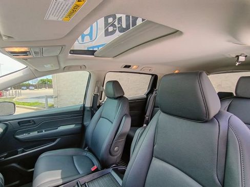 Used 2026 Honda Odyssey EX-L image 9