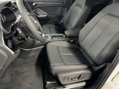 New 2025 Audi Q3 2.0T Premium image 5