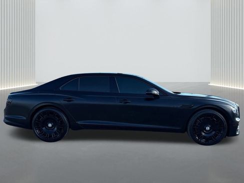Used 2023 Bentley Flying Spur V8 image 4