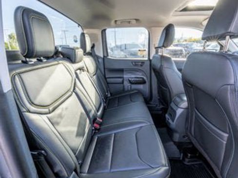 New 2025 Ford Maverick Lobo image 12