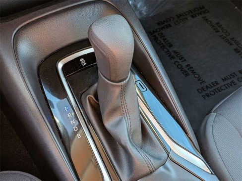 Used 2025 Toyota Corolla LE image 17