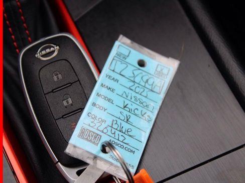 Certified 2025 Nissan Kicks SR w/ Illumination Package image 31