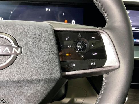 Certified 2025 Nissan Murano SL AWD/4WD image 28