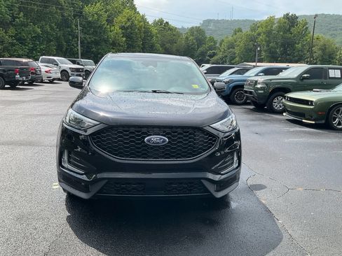Certified 2024 Ford Edge ST-Line AWD/4WD image 2