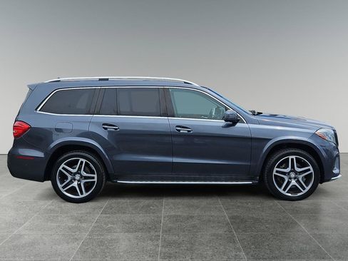 Used 2017 Mercedes-Benz GLS 550 4MATIC image 8