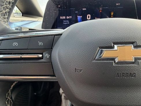 Used 2024 Chevrolet Equinox EV LT w/ LPO, Blackout Package FWD image 15