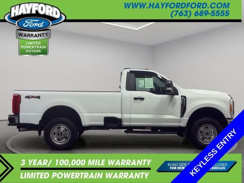 Used 2023 Ford F350 XL w/ Snow Plow/Camper Package AWD/4WD image 4
