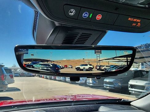 New 2026 GMC Terrain AT4 w/ Convenience Package III image 36