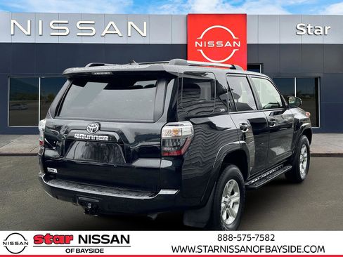Used 2024 Toyota 4Runner SR5 AWD/4WD image 6