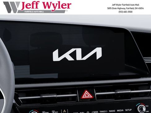 New 2026 Kia Niro EX FWD image 21