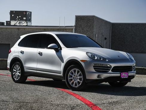 Used 2011 Porsche Cayenne image 39