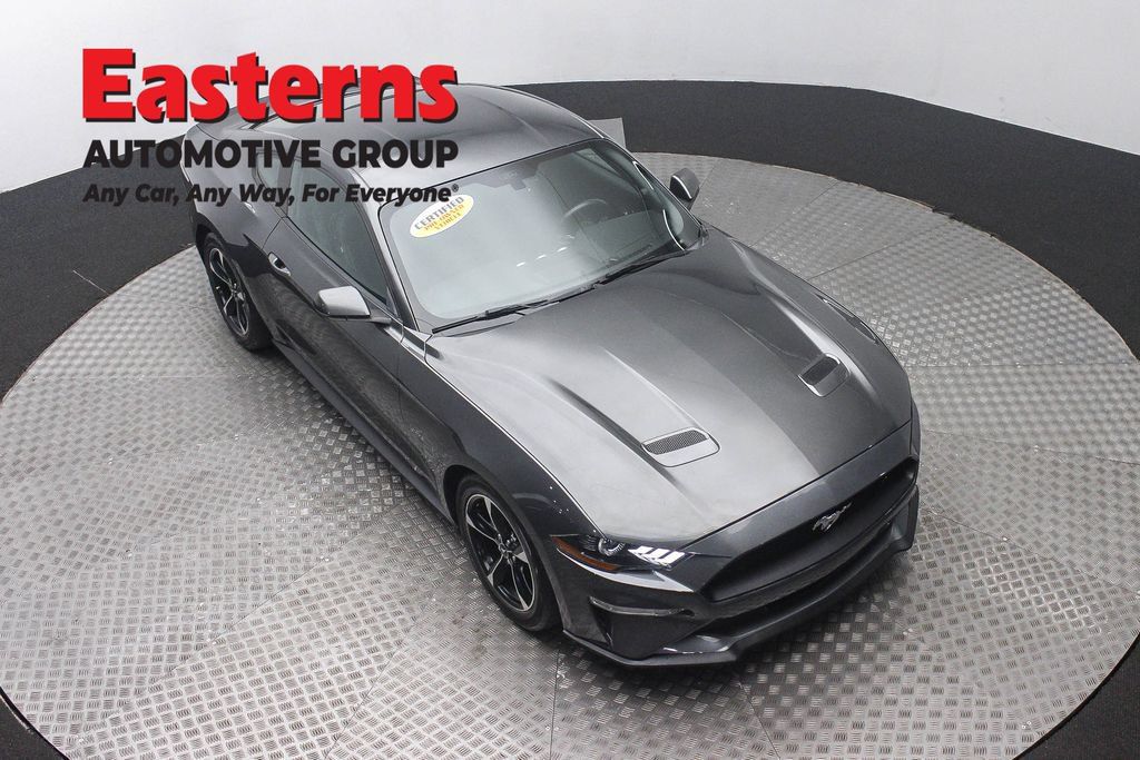 Used 2019 Ford Mustang Coupe RWD image 5