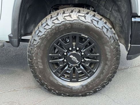 Used 2024 Chevrolet Silverado 2500 ZR2 AWD/4WD image 27