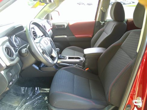 Used 2023 Toyota Tacoma SR5 image 38