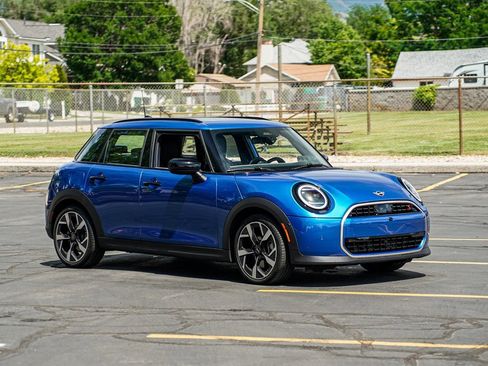 Certified 2025 MINI Cooper S image 3