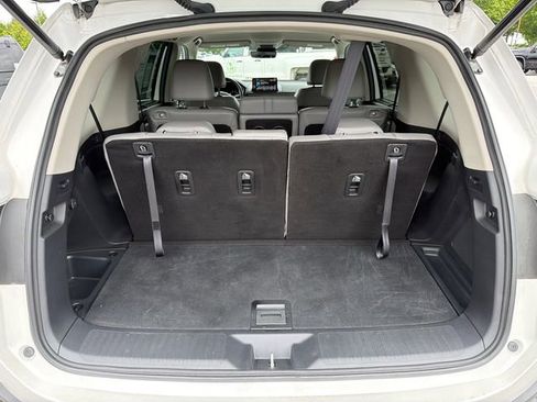 Used 2025 Honda Pilot EX-L image 18