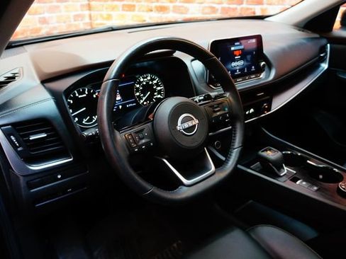 Certified 2023 Nissan Rogue SV w/ SV Premium B Package AWD/4WD image 12