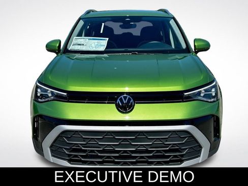 Used 2025 Volkswagen Taos SE image 8