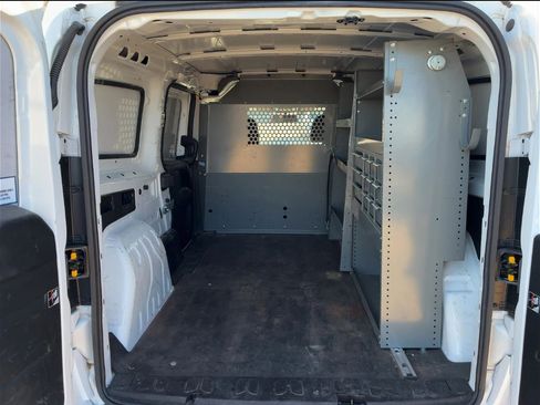 Used 2022 RAM ProMaster City Wagon image 3