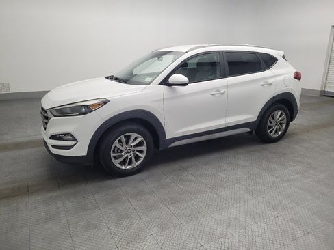 Used 2018 Hyundai Tucson SEL image 2