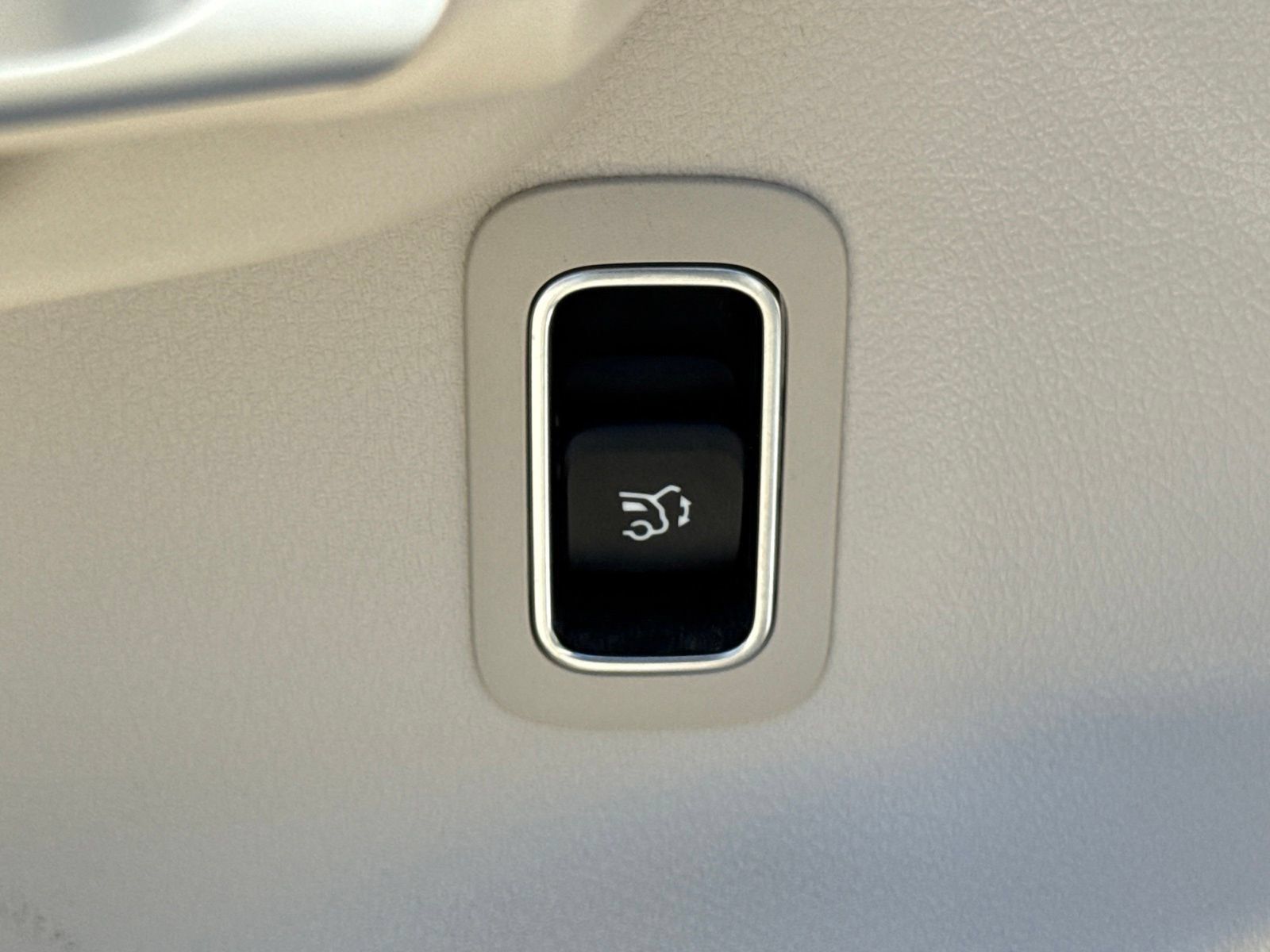 Used 2022 Mercedes-Benz GLB 250 image 24