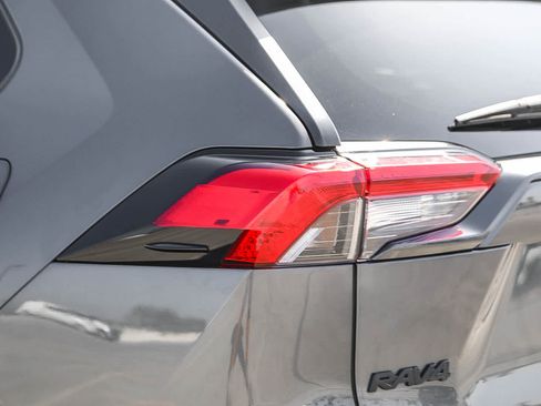 Used 2023 Toyota RAV4 XLE Premium AWD/4WD image 9