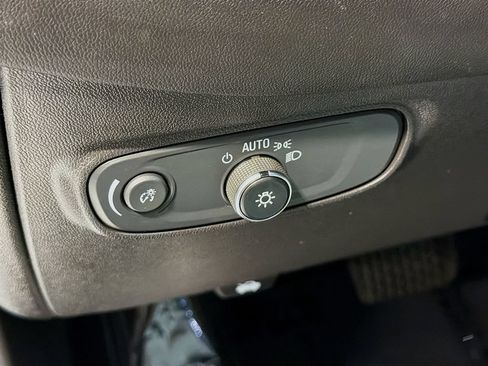 Used 2024 Chevrolet Equinox LS w/ LS Convenience Package AWD/4WD image 12