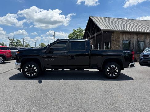 Used 2020 Chevrolet Silverado 2500 LT w/ All Star Edition AWD/4WD image 3