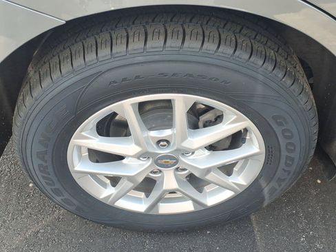 Used 2023 Chevrolet Equinox LT AWD/4WD image 6