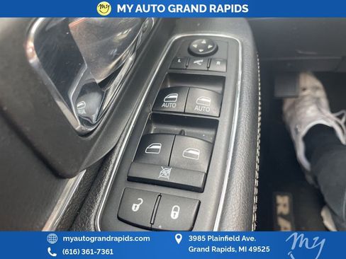 Used 2017 RAM 1500 Laramie image 21