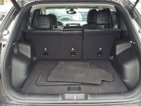 Used 2019 Jeep Cherokee Limited image 13