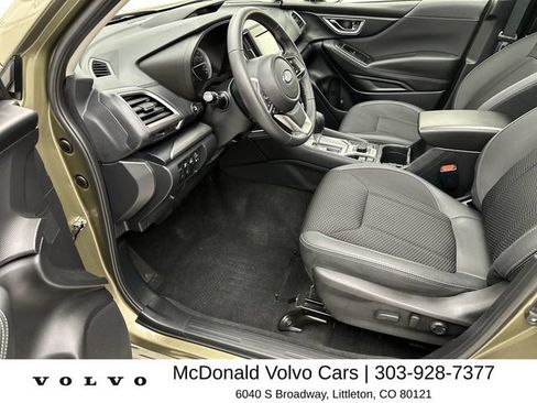 Used 2024 Subaru Forester Premium AWD/4WD image 11