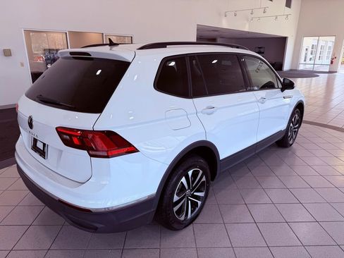 Used 2022 Volkswagen Tiguan S image 13