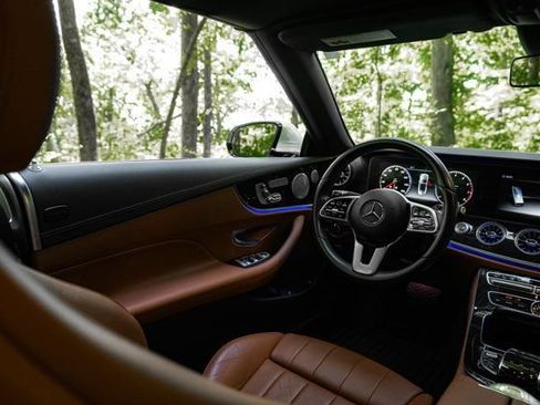 Used 2020 Mercedes-Benz E 450 4MATIC Cabriolet image 30